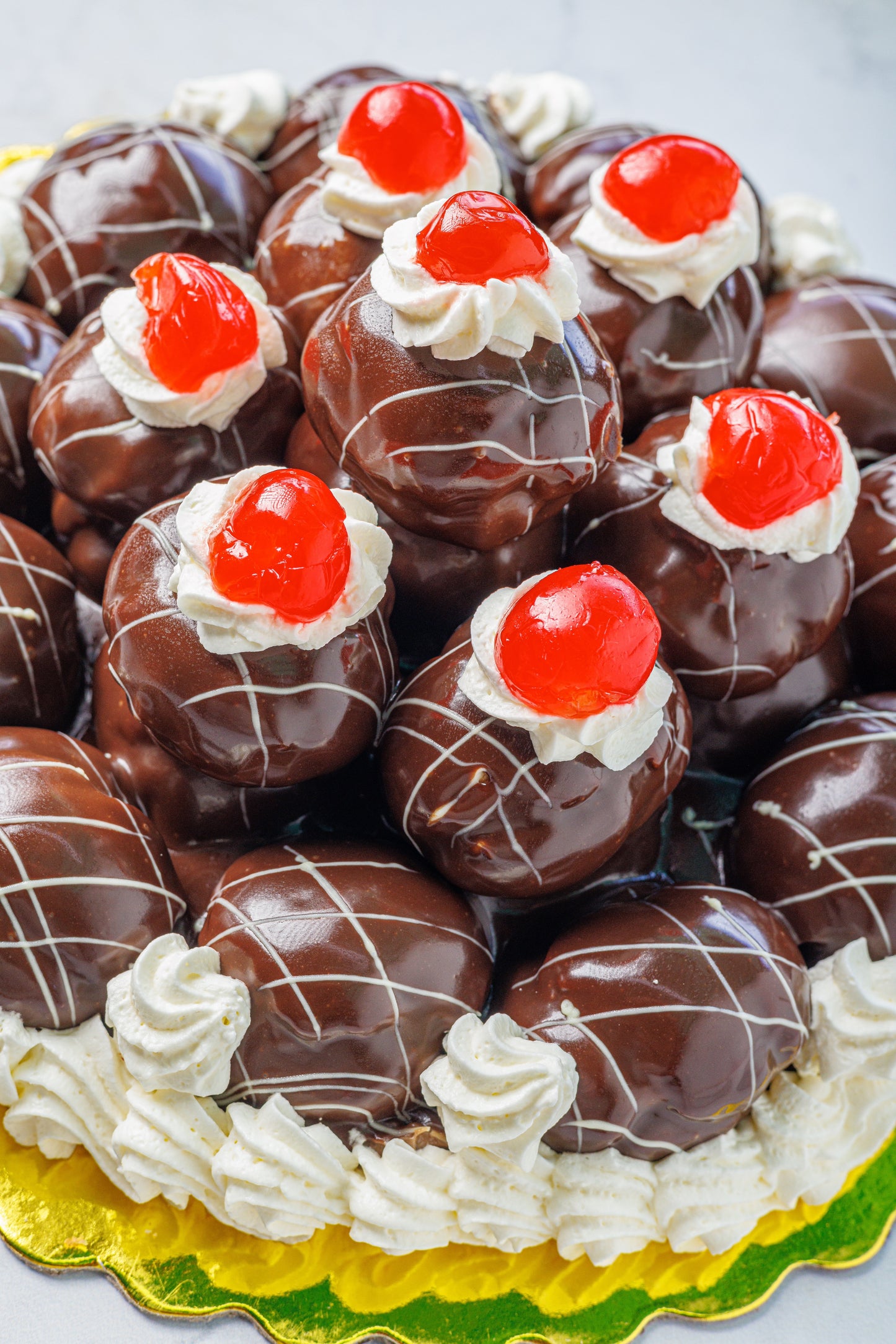 TORTA PROFITEROL REDONDA